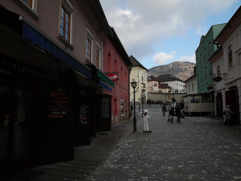 Apartments And Suites Kremnica Exterior foto